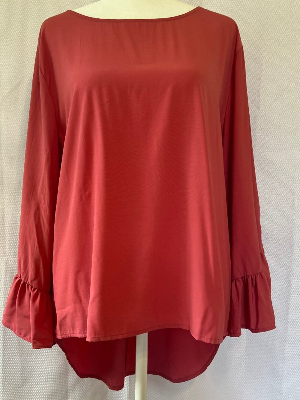 Coco + Carmen NWT Ruffle-Sleeve Blouse